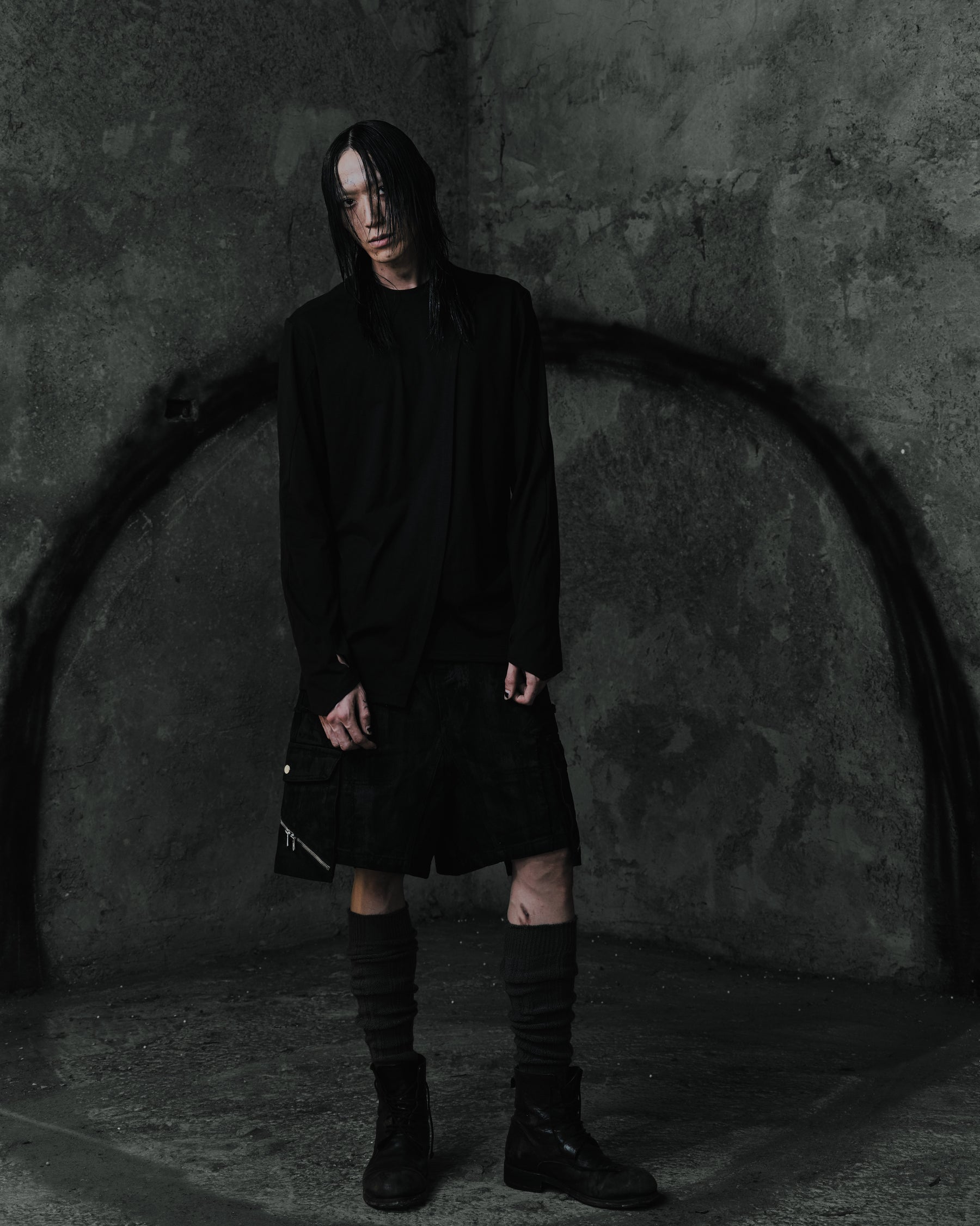 Coated Slanted Zipper Cargo Shorts