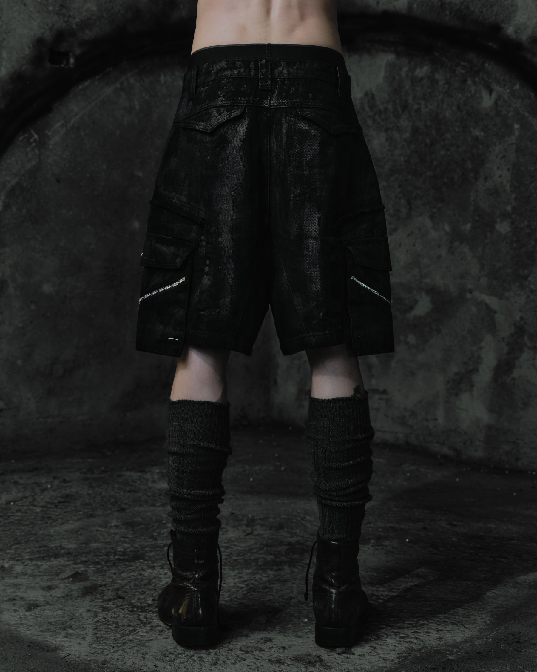 Coated Slanted Zipper Cargo Shorts